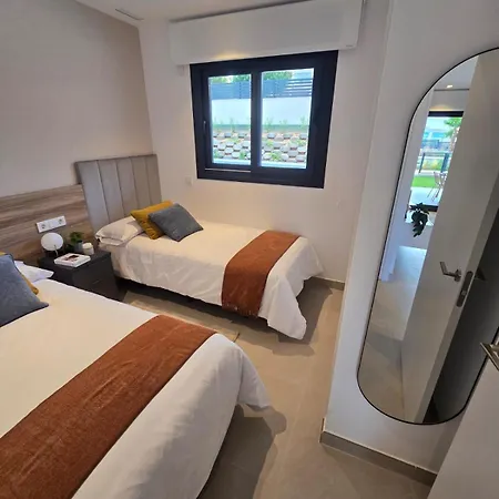 Апартаменти Modern Ground Floor La Mata With Direct Access To The Pool *