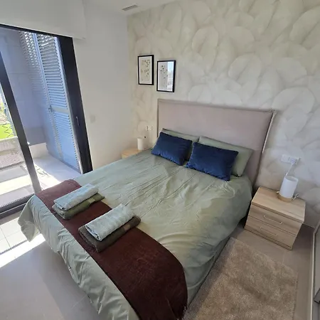 Modern Ground Floor La Mata With Direct Access To The Pool Апартаменти